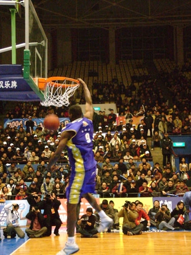 2025-2026赛季出征仪式圆满结束，新赛季，浙江广厦来了！（2025-2026赛季出征仪式落幕，浙江广厦启航新季！）