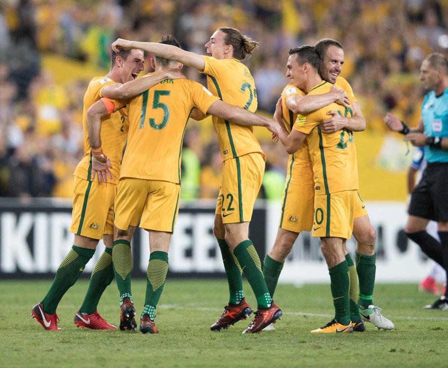 佩莱格里尼：伊斯科理应得到续约，安东尼并非故意踢到对方面部（佩莱格里尼：伊斯科配得上新合同，安东尼并非有意踢中对方面部）