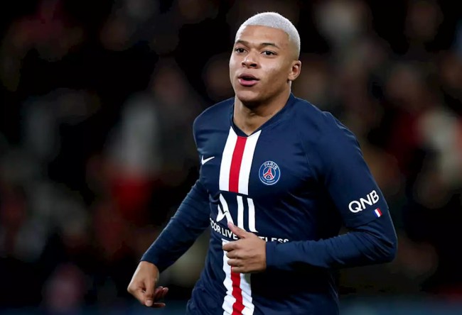 美职联前瞻：迈阿密国际士气如虹，纽约城客战风格坚韧（美职联前瞻：迈阿密国际势头正猛，纽约城客场韧性十足）