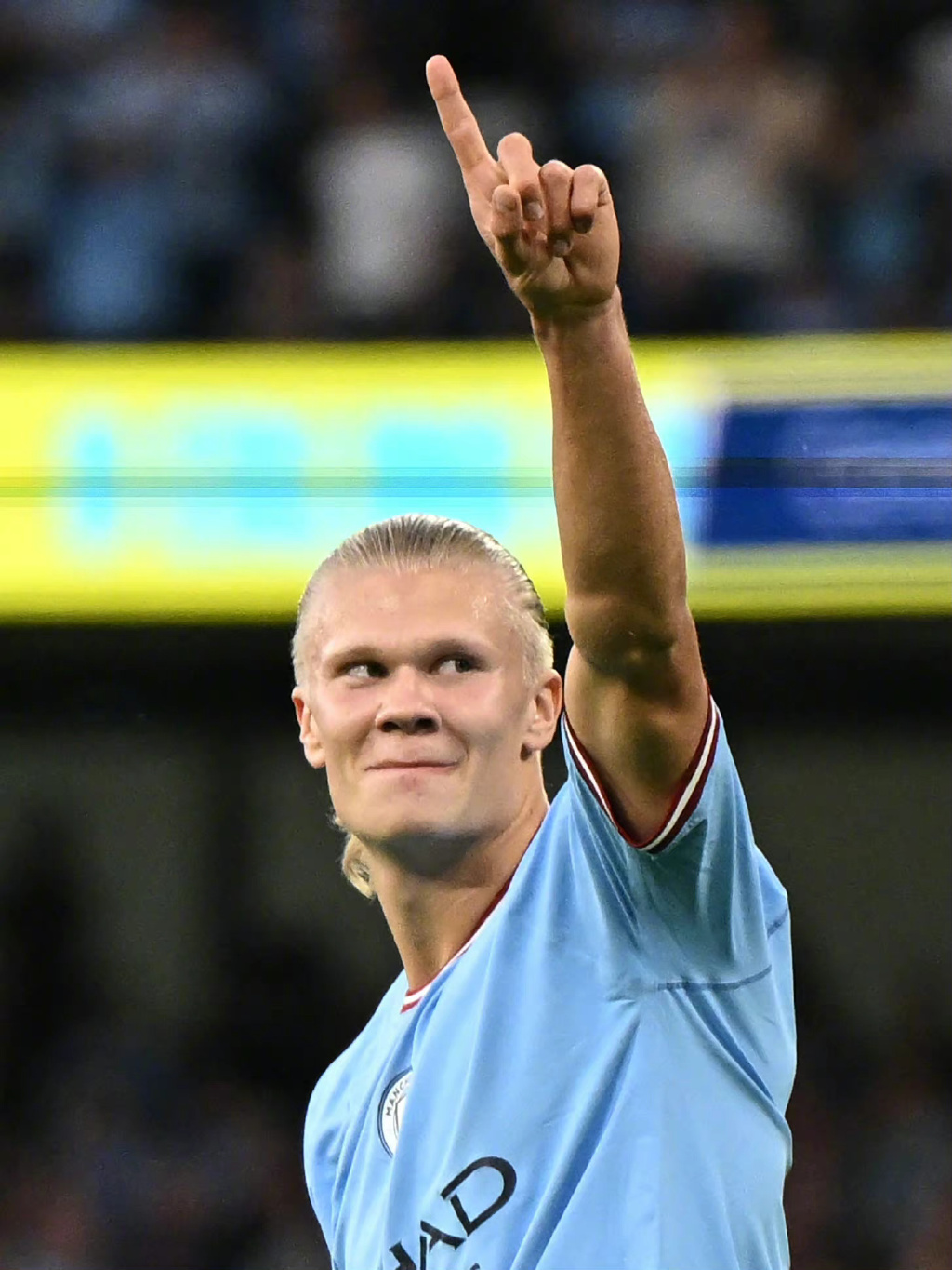 科贝尔：球队表现很好，希望下一场对阵药厂能延续今天的状态（科贝尔：我们踢得很棒，期待对阵药厂时保持势头）